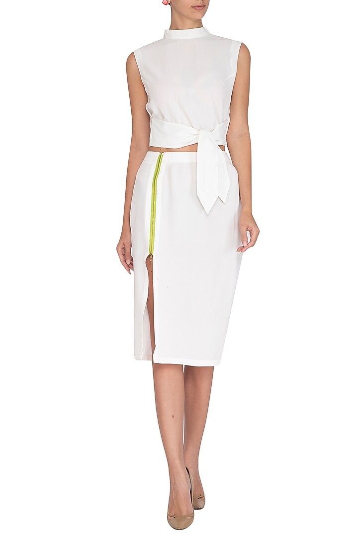 White Band Collared Crop Top